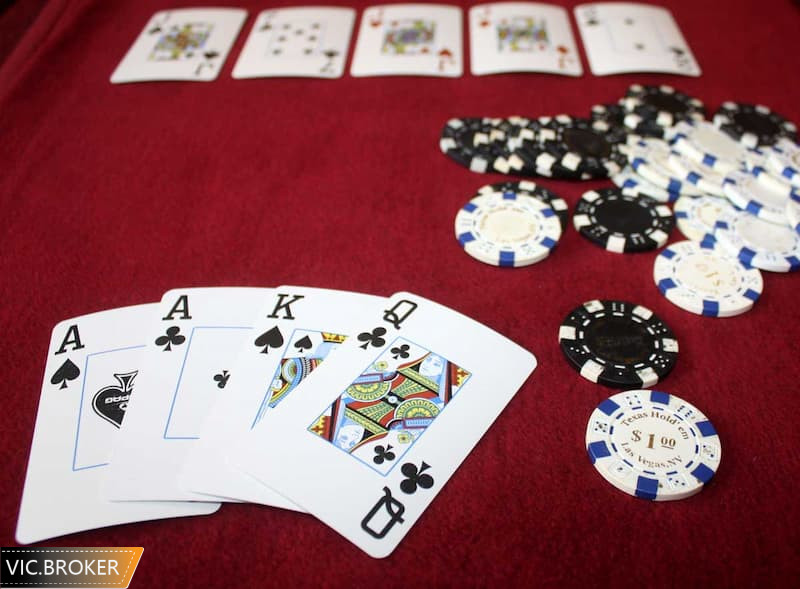 Poker là game bài thu hút nhiều anh em bởi tỷ lệ trả thưởng cao