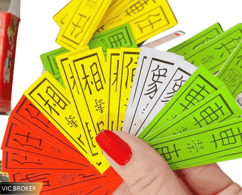 Bộ bài Tứ Sắc có mấy màu?